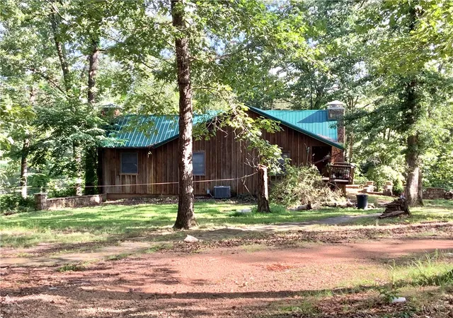Photo 3 of Sale Pending at 1397 Underwood Ln, Berryville, AR 72616 | MLS# 1355691 | Listing updated on 2026-08-31