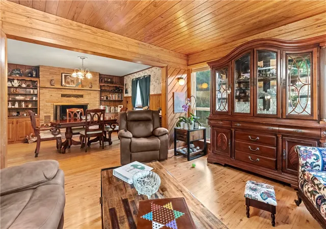 Photo 4 of Single family home for sale at 630 E Pine St, Lead Hill, AR 72644 | MLS# 1354402 | Listing updated on 2026-08-31