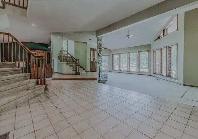 Photo 3 of Single family home for sale at 4401 Bogey Dr, Springdale, AR 72764 | MLS# 1355712 | Listing updated on 2026-09-03