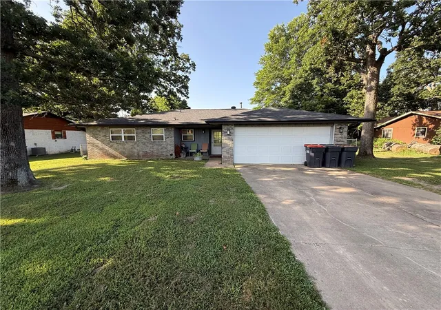 Photo 1 of Sale Pending at 3655 Julio Rd, Springdale, AR 72764 | MLS# 1356075 | Listing updated on 2026-09-09