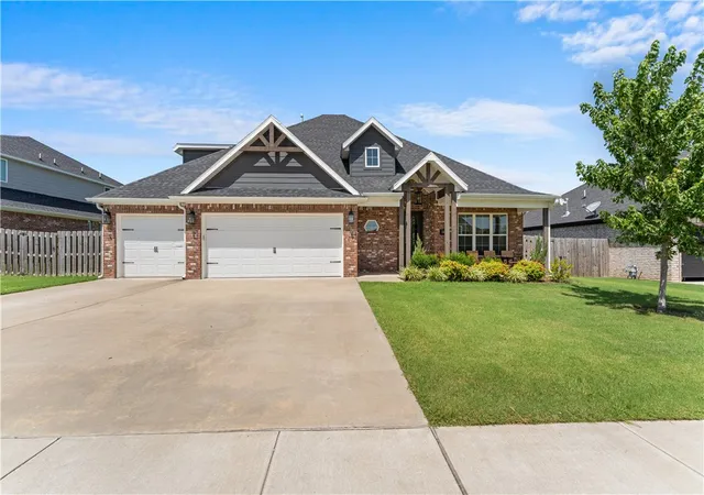Photo 2 of Single family home for sale at 1805 Bergman Rd, Pea Ridge, AR 72751 | MLS# 1356078 | Listing updated on 2026-09-29