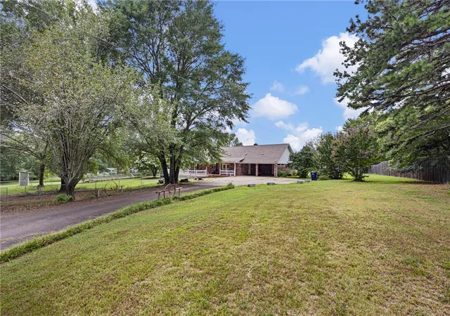 Photo 2 of Sale Pending at 125 Kelly Ln, Dover, AR 72837 | MLS# 1356237 | Listing updated on 2026-10-16