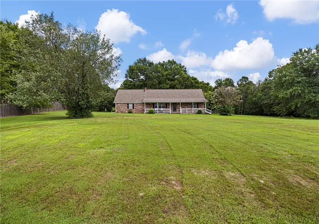 Photo 3 of Sale Pending at 125 Kelly Ln, Dover, AR 72837 | MLS# 1356237 | Listing updated on 2026-10-16