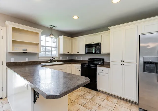 Photo 3 of Sale Pending at 3278 W Barite Dr, Fayetteville, AR 72704 | MLS# 1355880 | Listing updated on 2026-09-03