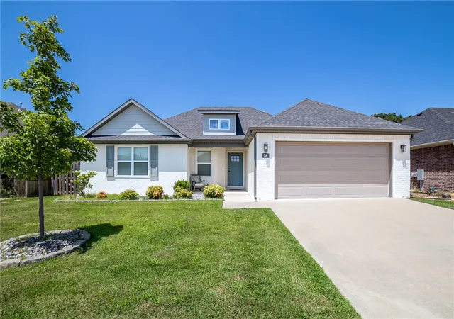 Photo 1 of Single family home for sale at 56 E Loveland Loop, Farmington, AR 72730 | MLS# 1356389 | Listing updated on 2026-09-14