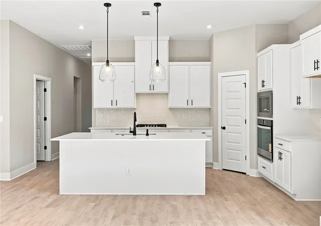 Photo 3 of Sale Pending at 4769 W Succulent St, Fayetteville, AR 72704 | MLS# 1356519 | Listing updated on 2026-09-02