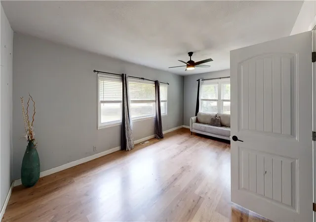 Photo 4 of Single family home for sale at 1781 Old Wire Rd, Fayetteville, AR 72703 | MLS# 1356442 | Listing updated on 2026-09-10