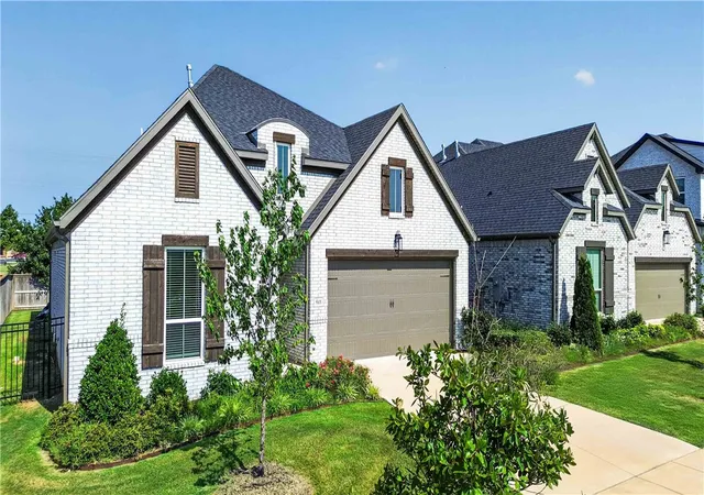 Photo 3 of Single family home for sale at 5101 Sw Bedford Rd, Bentonville, AR 72713 | MLS# 1356556 | Listing updated on 2026-08-30