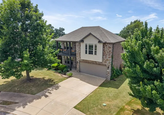 Photo 3 of Single family home for sale at 1402 Gooseneck Ln, Cave Springs, AR 72718 | MLS# 1356013 | Listing updated on 2026-09-06