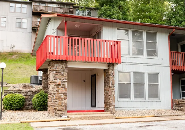 Photo 3 of Townhouse for sale at 12 Annette Ln, Bella Vista, AR 72715 | MLS# 1355300 | Listing updated on 2026-09-05