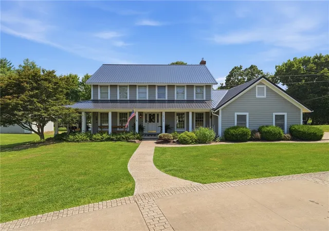 Photo 2 of Single family home for sale at 12929 Linden Dr, Neosho, MO 64850 | MLS# 1356379 | Listing updated on 2026-09-02