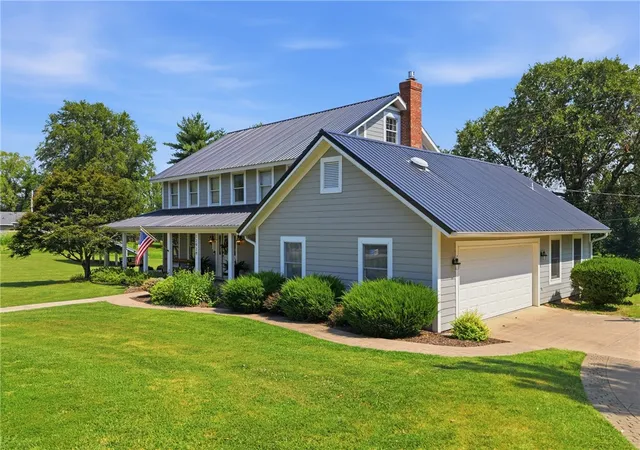 Photo 3 of Single family home for sale at 12929 Linden Dr, Neosho, MO 64850 | MLS# 1356379 | Listing updated on 2026-09-02