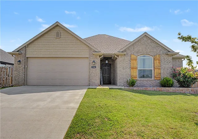 Photo 2 of Sale Pending at 314 Coventry Ave, Farmington, AR 72730 | MLS# 1356648 | Listing updated on 2026-09-17