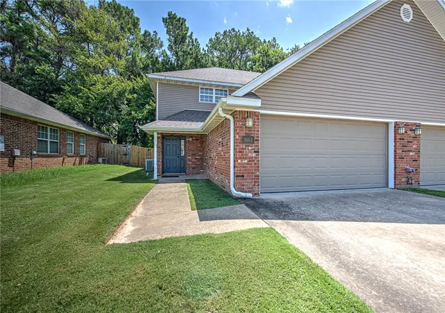 Photo 2 of Multi family home for sale at 1662 & 1664 Evening Shade Dr, Fayetteville, AR 72703 | MLS# 1356291 | Listing updated on 2026-09-03