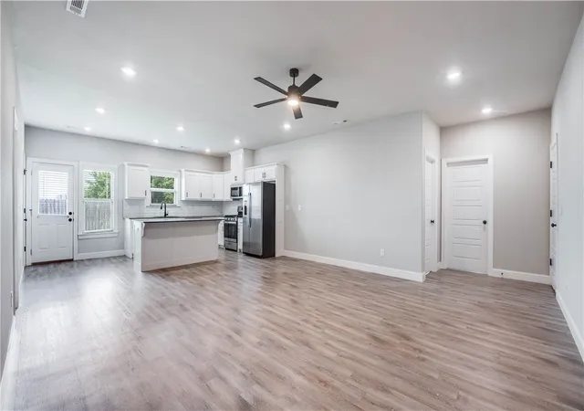 Photo 3 of Single family home for sale at 1230 Mt Hood Dr, Centerton, AR 72719 | MLS# 1356667 | Listing updated on 2026-10-19