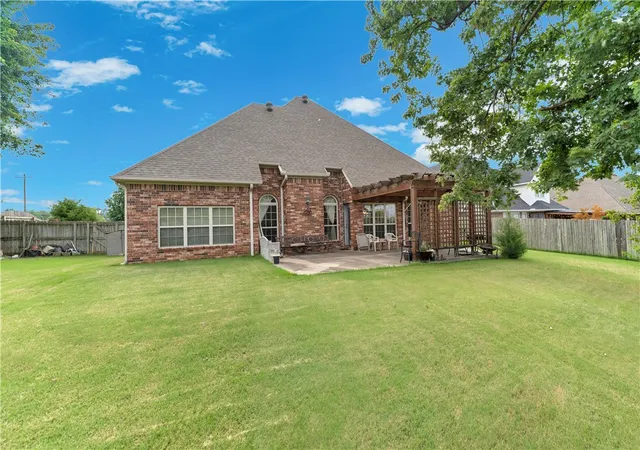 Photo 2 of Single family home for sale at 5213 42nd Street, Rogers, AR 72758 | MLS# 1356714 | Listing updated on 2026-08-31
