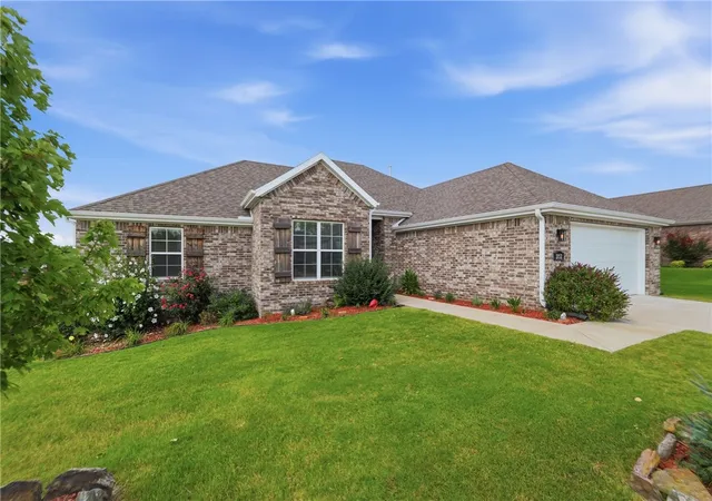 Photo 3 of Sale Pending at 2852 S Cobalt Ave, Fayetteville, AR 72701 | MLS# 1356721 | Listing updated on 2026-09-21