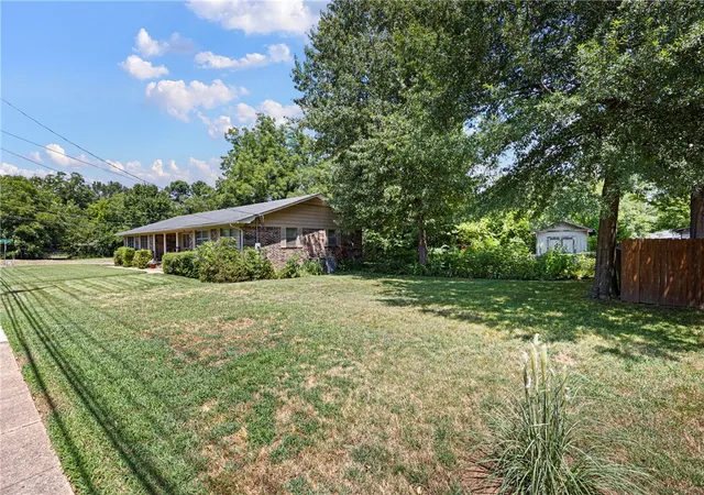 Photo 2 of Single family home for sale at 1010 N Detroit Ave, Russellville, AR 72801 | MLS# 1356824 | Listing updated on 2026-08-29