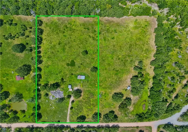 Photo 3 of Sale Pending at 8895 N 490 Road, Tahlequah, OK 74464 | MLS# 1356985 | Listing updated on 2026-09-12