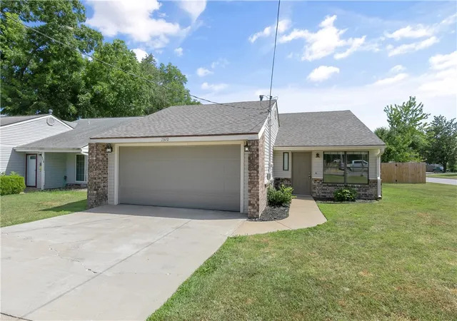 Photo 1 of Sale Pending at 3320 Olive St, Rogers, AR 72756 | MLS# 1357064 | Listing updated on 2026-09-02