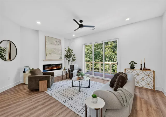 Photo 3 of Single family home for sale at 15 St Asaph Dr, Bella Vista, AR 72714 | MLS# 1357068 | Listing updated on 2026-10-01