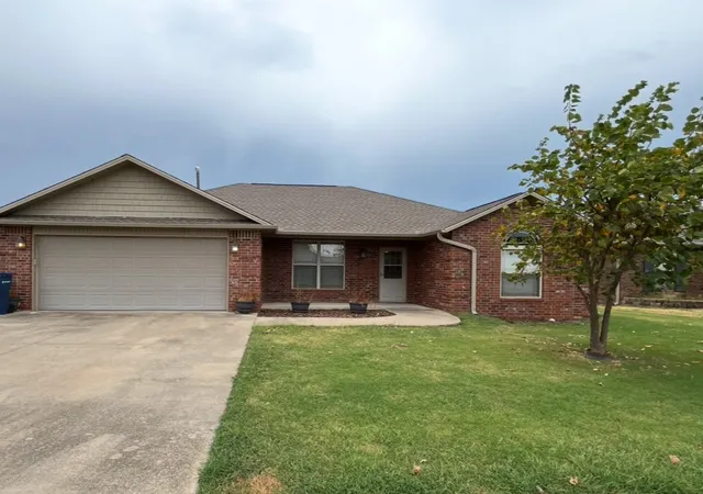 Photo 1 of Single family home for sale at 1902 N Messick Ct, Siloam Springs, AR 72761 | MLS# 1356889 | Listing updated on 2026-08-31