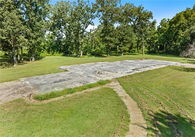 Photo 3 of House for sale at 15273 Russell Rd, Siloam Springs, AR 72761 | MLS# 1357214 | Listing updated on 2026-08-28