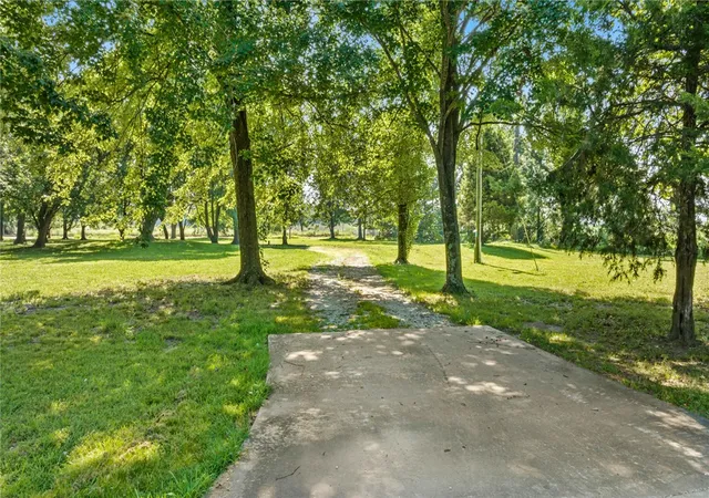 Photo 5 of House for sale at 15273 Russell Rd, Siloam Springs, AR 72761 | MLS# 1357214 | Listing updated on 2026-08-28