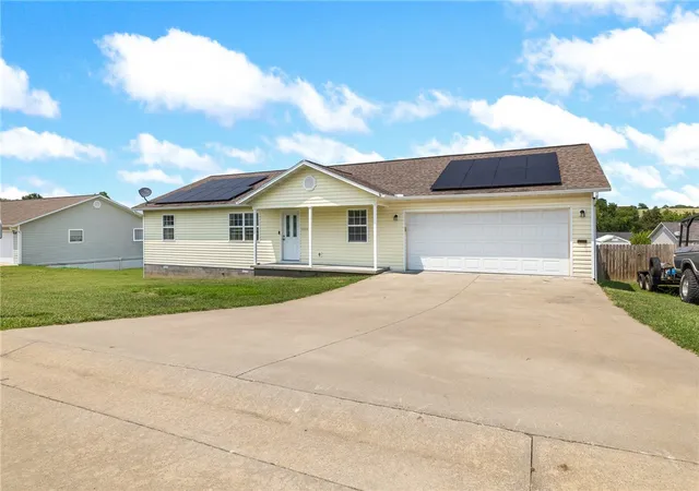 Photo 1 of Sale Pending at 1312 Hank Blvd, Berryville, AR 72616 | MLS# 1356909 | Listing updated on 2026-08-28