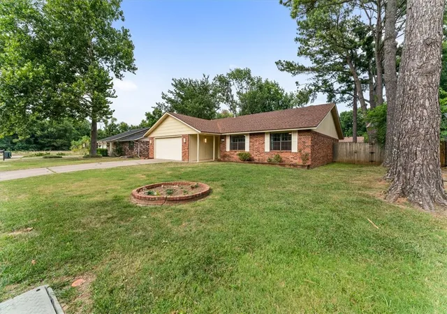 Photo 3 of Single family home for sale at 1103 N Dove Dr, Rogers, AR 72756 | MLS# 1357277 | Listing updated on 2026-09-21