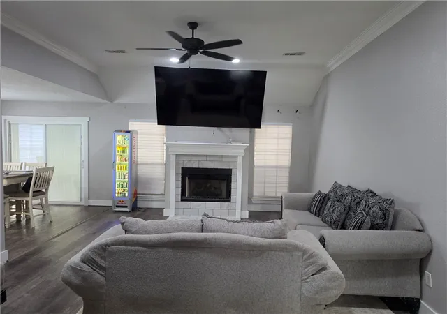 Photo 3 of Single family home for sale at 3036 Beaver Crk St, Springdale, AR 72764 | MLS# 1357334 | Listing updated on 2026-09-06