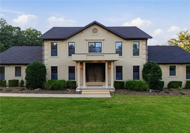 Photo 3 of Single family home for sale at 2314 N Fox Trl, Fayetteville, AR 72703 | MLS# 1357112 | Listing updated on 2026-09-03
