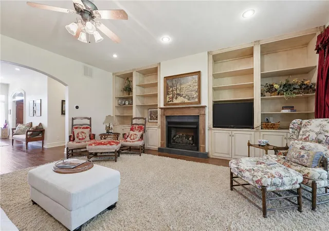 Photo 3 of Mansion for sale at 3840 E River Blf Cvs, Fayetteville, AR 72701 | MLS# 1357223 | Listing updated on 2026-10-06