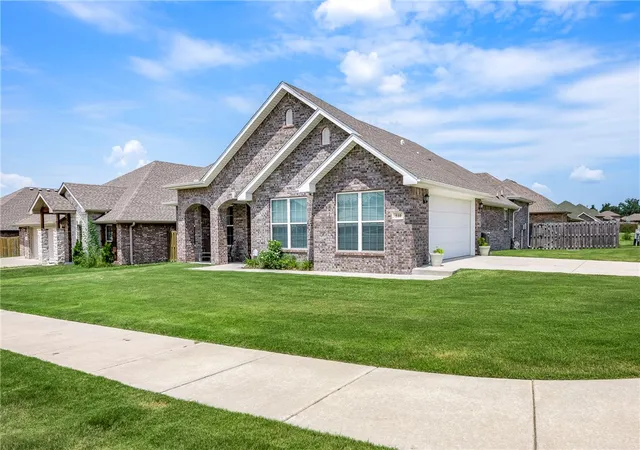 Photo 26 of Single family home for sale at 510 Arkansas Black, Bentonville, AR 72712 | MLS# 1356786 | Listing updated on 2026-08-28