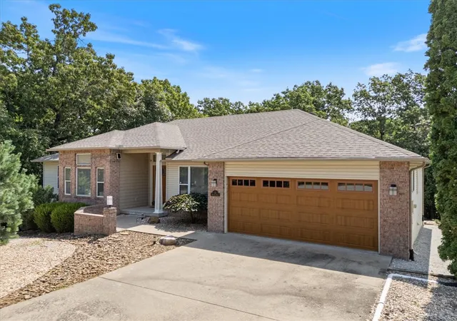 Photo 3 of Single family home for sale at 12 Mckenzie Dr, Bella Vista, AR 72715 | MLS# 1357319 | Listing updated on 2026-09-08