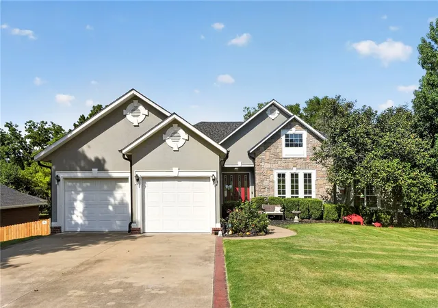 Photo 2 of Single family home for sale at 4274 Tara St, Springdale, AR 72762 | MLS# 1356620 | Listing updated on 2026-09-13