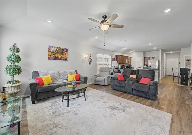 Photo 2 of Single family home for sale at 3618 S 3rd Street, Rogers, AR 72758 | MLS# 1357431 | Listing updated on 2026-10-21