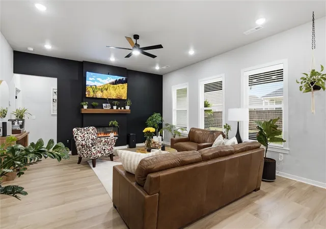 Photo 3 of Single family home for sale at 5905 Chiefs Ave, Bentonville, AR 72713 | MLS# 1357471 | Listing updated on 2026-09-12