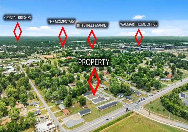 Photo 4 of Sale Pending at 1306 SE C St, Bentonville, AR 72712 | MLS# 1357218 | Listing updated on 2026-09-21