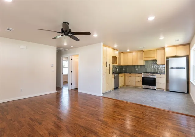 Photo 3 of Single family home for sale at 1023 S Morningside Dr, Fayetteville, AR 72701 | MLS# 1357078 | Listing updated on 2026-09-27