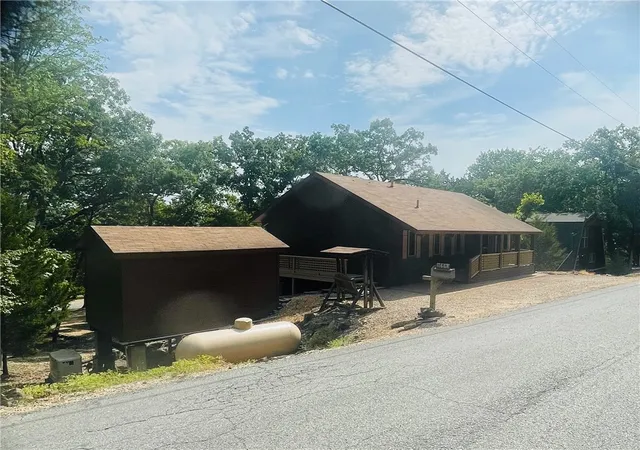Photo 2 of Single family home for sale at 11668 Dogwood Dr, Garfield, AR 72732 | MLS# 1357625 | Listing updated on 2026-09-03