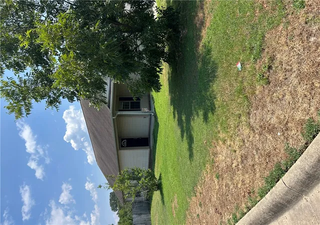 Photo 2 of Single family home for sale at 1209 S Pittsburg Ave, Russellville, AR 72802 | MLS# 1357700 | Listing updated on 2026-09-14