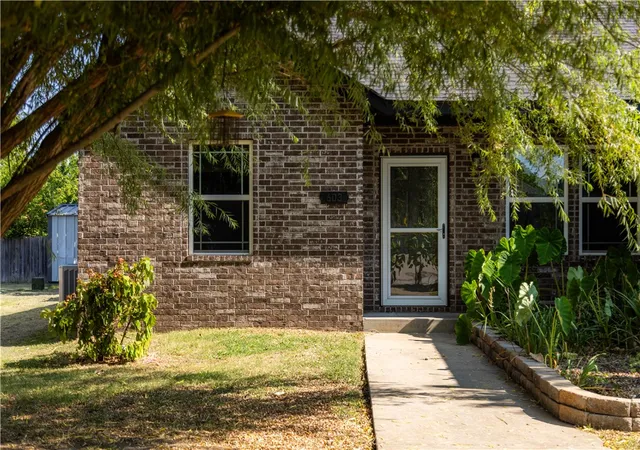 Photo 3 of Single family home for sale at 603 Teri Dr, Siloam Springs, AR 72761 | MLS# 1356787 | Listing updated on 2026-10-20