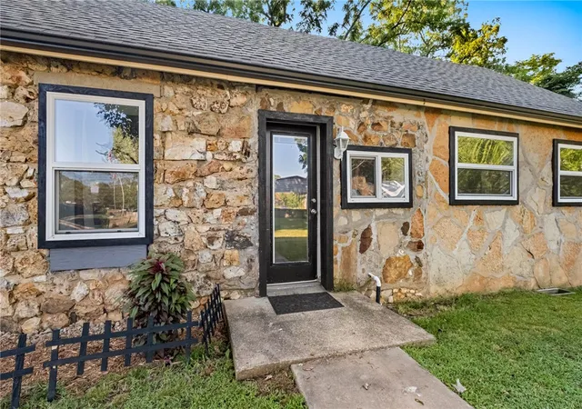 Photo 3 of Sale Pending at 19151 Highway 62, Garfield, AR 72732 | MLS# 1357414 | Listing updated on 2026-10-03