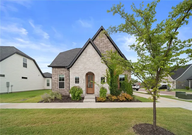 Photo 1 of Single family home for sale at 4028 W Sommerset St, Rogers, AR 72758 | MLS# 1357313 | Listing updated on 2026-08-30