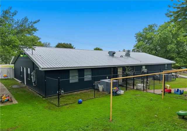 Photo 3 of Single family home for sale at 715 Buffington Rd, Westville, OK 74965 | MLS# 1357953 | Listing updated on 2026-09-05