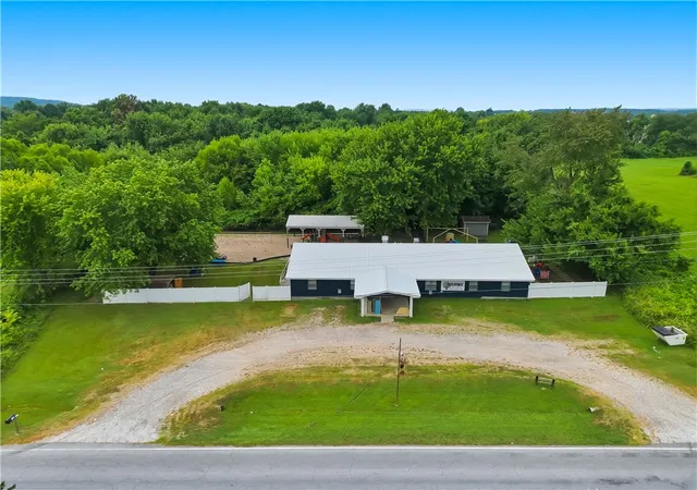 Photo 4 of Single family home for sale at 715 Buffington Rd, Westville, OK 74965 | MLS# 1357953 | Listing updated on 2026-09-05