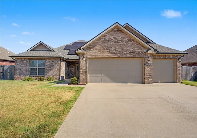 Photo 1 of Sale Pending at 2302 Sw Cadwell Ave, Bentonville, AR 72713 | MLS# 1357869 | Listing updated on 2026-08-30