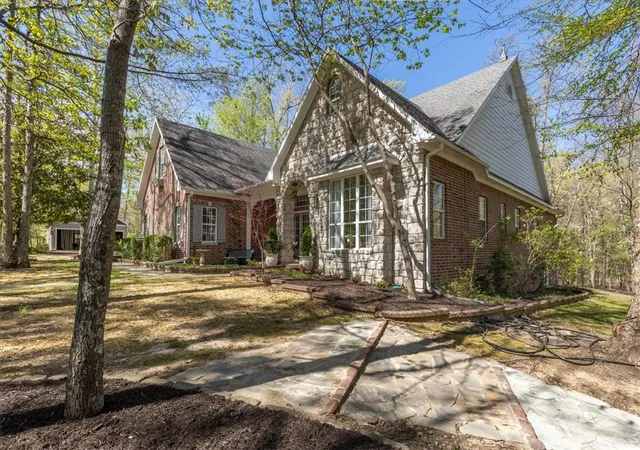 Photo 3 of Sale Pending at 6114 W Jana Pl, Fayetteville, AR 72704 | MLS# 1357972 | Listing updated on 2026-09-12