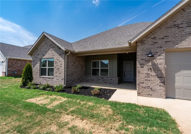 Photo 2 of Single family home for sale at 151 N Panther Ave, Farmington, AR 72730 | MLS# 1357887 | Listing updated on 2026-08-29
